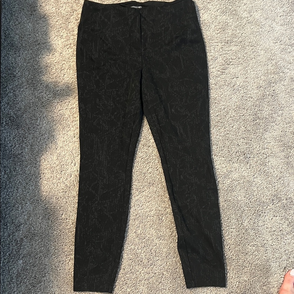Lysse Elegant Black Apparel